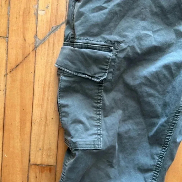 American  eagle cargo pants - Picture 3 of 12